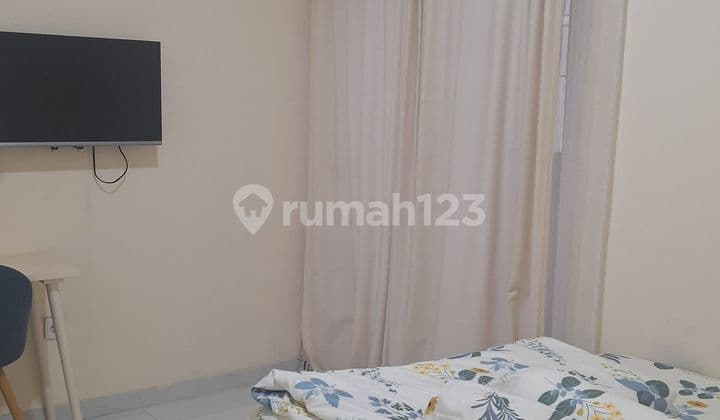 Bisa KPR, Rumah, 2 Lantai, SHM, Dekat Fasilitas Kesehatan, Bebas Banjir,