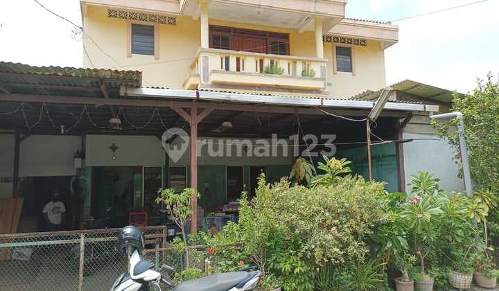 For Sale: House in Krakatau, Semarang, centrally located in the city.