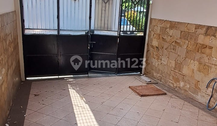 Dijual Cepat Ruko Mangga Besar 3½Lt , 4X22 Bagus bisa Nego