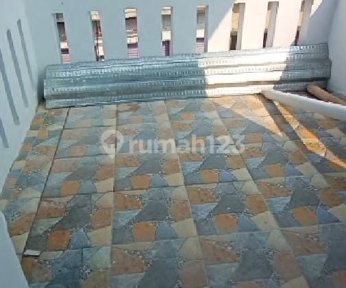 Rumah 2lt 5x12 full beton di bukit waringin bojong gede bagus nego