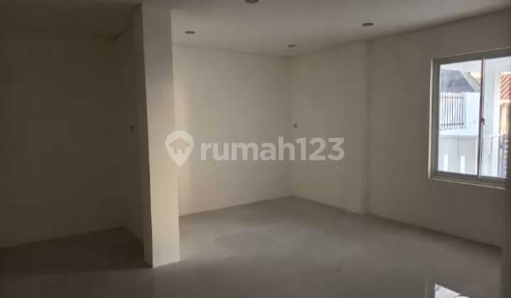 Beautiful House Villa Melati Mas 2-Story BSD South Tangerang Front Cluster and Negotiable