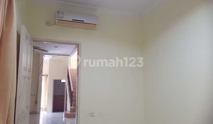 Rumah 8x18 Daanmogot Baru Kalideres Siap Huni