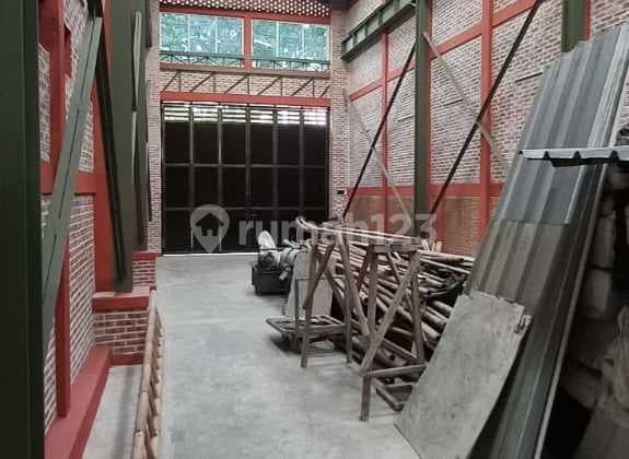 Gudang 390 m2 di Cipadu 1,5km dari gerbang toll Tangerang Kota, Tangerang