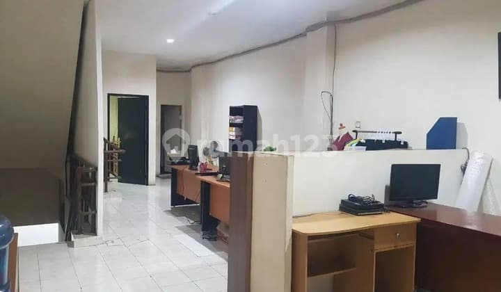 Ruko Mutiara Taman Palem di Boulevard Jalan Raya