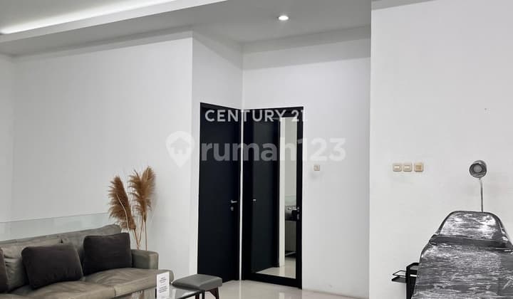 Rumah Mewah Modern Dekat BinPlaz Sektor 3 Bintaro Td16935