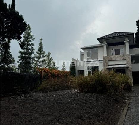 Dijual Cepat Rumah Mewah 2 Lantai di Jayagiri Lembang Bandung Utara Hunian Asri Aman dan Nyaman Lokasi Strategis