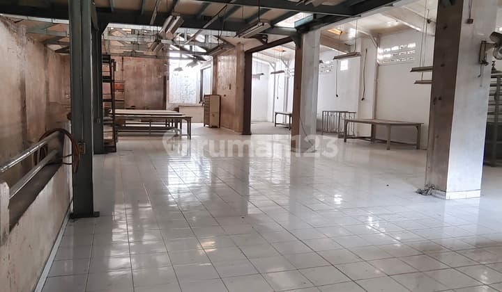 Affordable 3-Storey Warehouse Rental