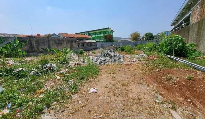 Tanah 1.300 m² hanya 50m masuk dari di Jl Dewi Sartika Ciputat