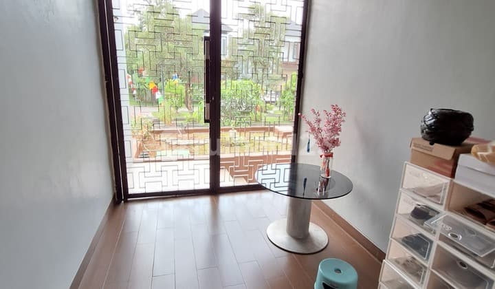 Rumah Bagus Di Kebayoran Bintaro Sektor 7