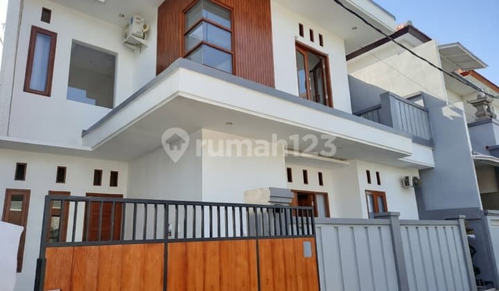 Di Kontrakan Rumah 4 Kamar Jalan Sekar Jepun Denpasar