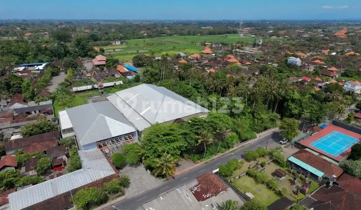 Rented Warehouse on Wayan Sutha Sukawati Street, Ready to Occupy