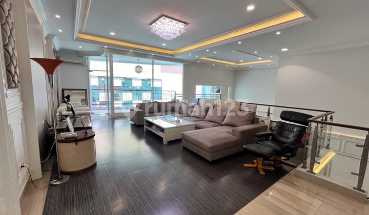 Rumah Mewah Pondok Indah, Lokasi Sangat Strategis, Siap Huni, Legalitas Aman.