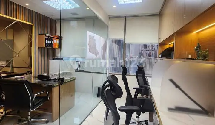 Furnished 29M2 Office Space Menara Tendean South Jakarta