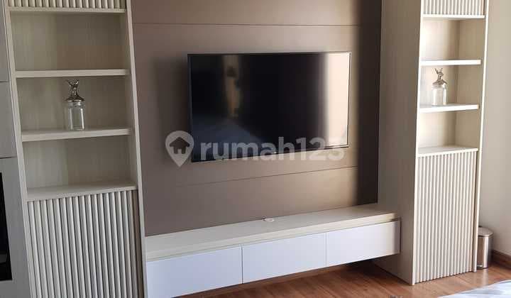 Furnished Studio Sudirman Hill Apartment For Sale