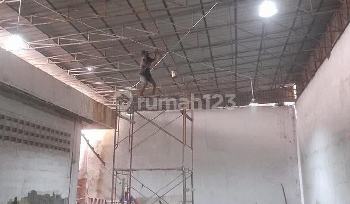 Unfurnished Gudang 1743M2 Penjaringan Jakarta Utara For Rent
