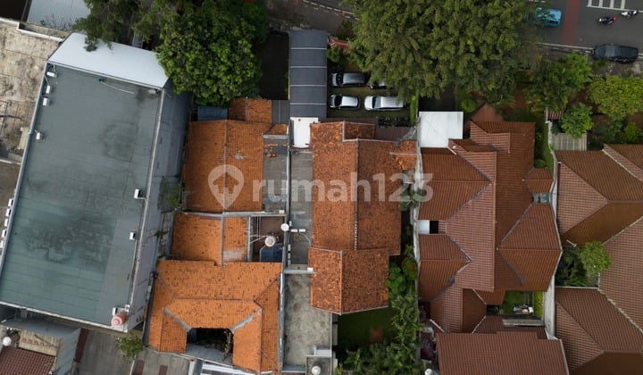 Rumah 2 Lantai 564M2 Cocok untuk Komersial Kantor Benhil Jakpus For Rent