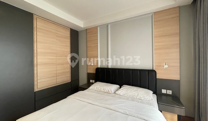 Furnished 1 bedroom sudirman hill apartment tanah abang for sale