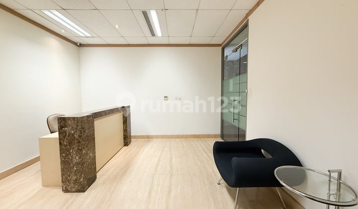 Furnished office space equity 550m2 scbd for sale