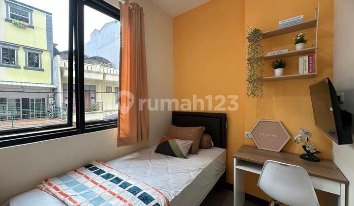 DIJUAL RUMAH KOST FULL FURNISHED DENGAN ROI TERTINGGI 11% DI JEMBATAN LIMA