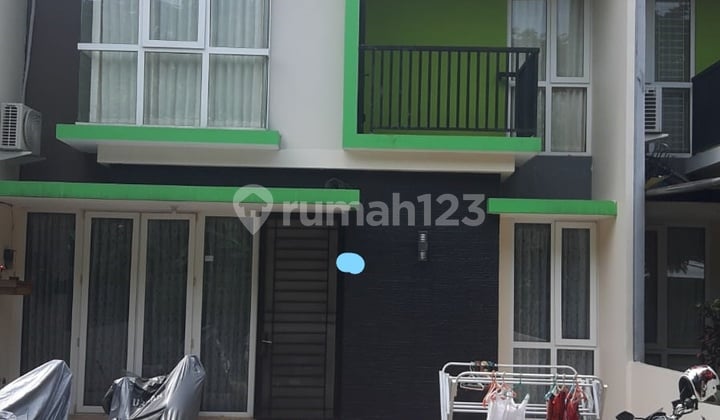DIJUAL RUMAH 2 LANTAI DI GREEN COURT
