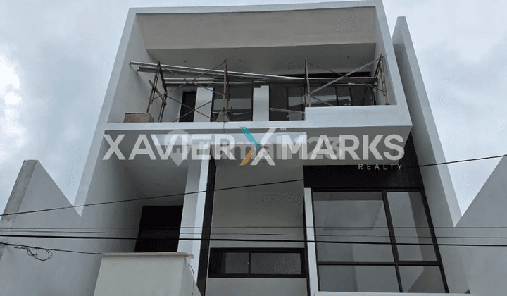 Dijual Rumah Baru Modern Minimalis 3 Lantai Full di Citra 5 Jakbar