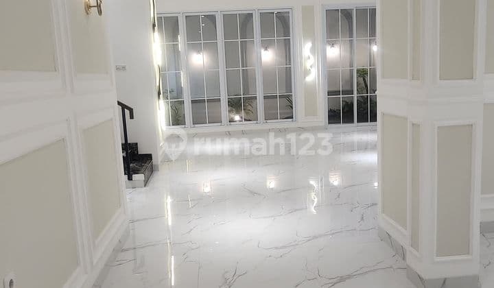 DIJUAL RUMAH 2 LANTAI DI JOGLO