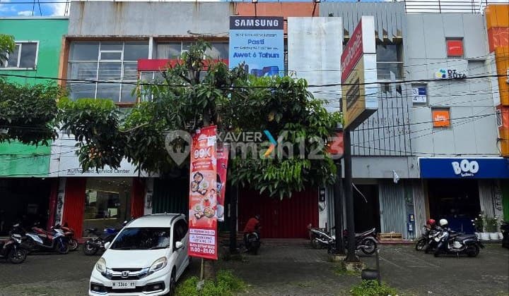 Ruko di Poros Jalan Soekarno Hatta, Borobudur Lowokwaru Malang