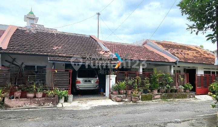 Rumah Siap Huni dan Terawat di Jalan Bantaran Indah, Cengger Ayam, Lowokwaru Malang