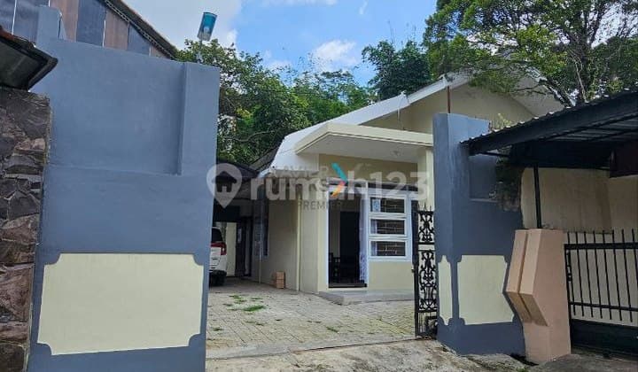 Rumah Furnished Siap Huni di Perumahan Flamboyan, Songgokerto, Batu Malang