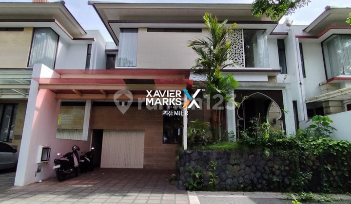 Rumah Mewah 2 Lantai di Perumahan Permata Jingga, SoeHatt Kota Malang