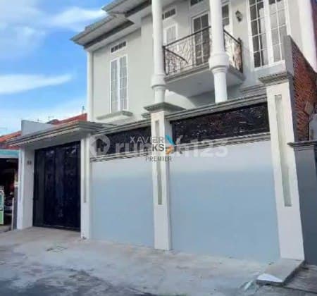 Rumah Modern Siap Huni di Area Jalan Mawar, Mayangan Probolinggo