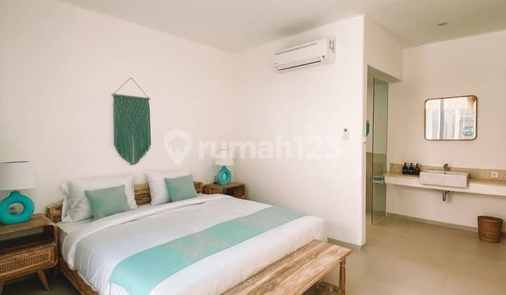 Santorini 3 Beds Villa In Ungasan For Rent