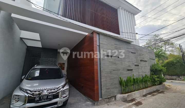 Modern 3 Bedroom Villa For Rent In Umalas
