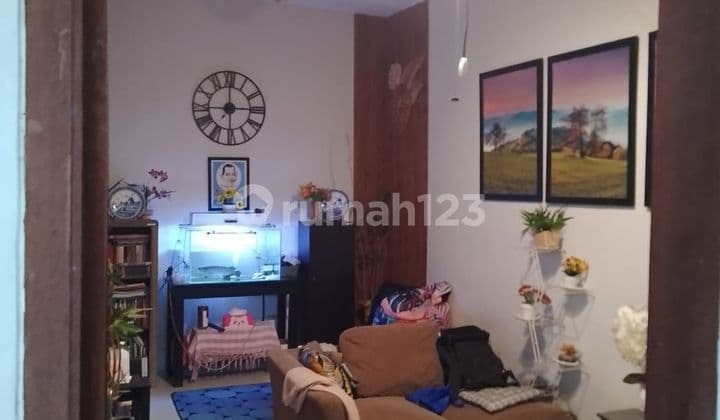 Rumah 5 Menit ke The Park Sawangan Hadap Utara Dibantu KPR J-44051