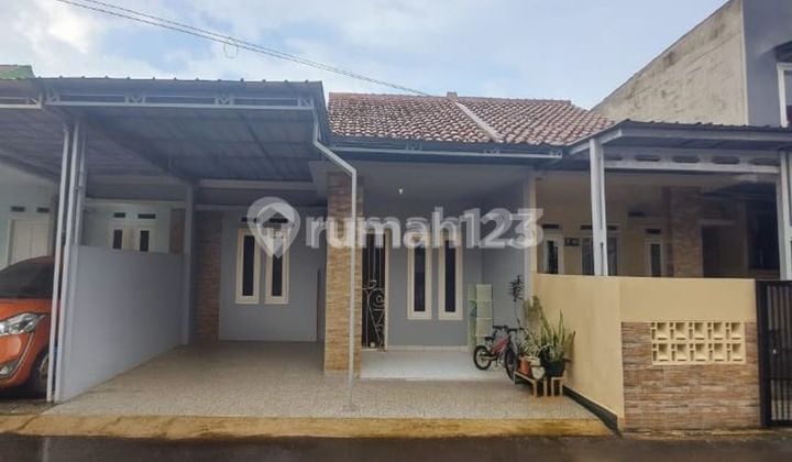 Rumah 1 LT Minimalis 14 Menit ke Terminal Sawangan Dibantu KPR J41035