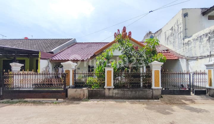 Rumah LT 198 Akses Dekat Lagoon Avenue Mall Bekasi 1 LT Siap Huni J31738