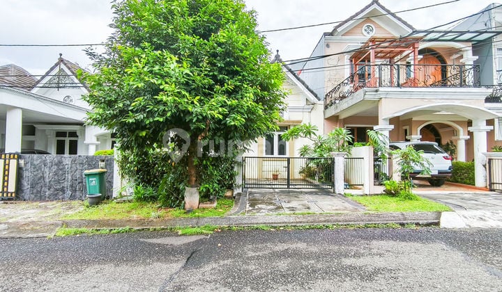 Rumah LT 128 Dekat Trans Studio Mall Cibubur SHM Hadap Selatan J38528