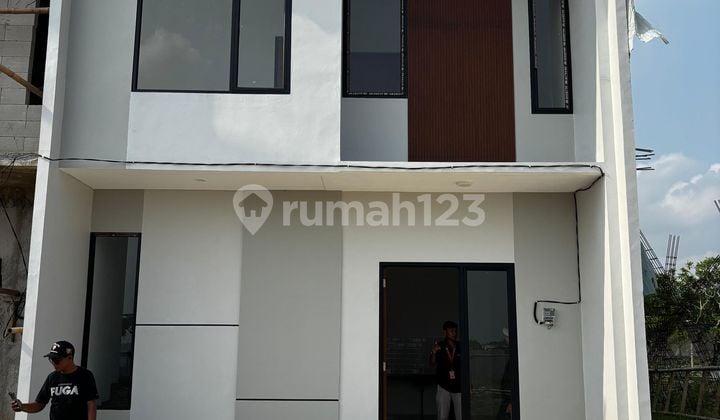 Rumah 3 Kamar SHM 13 Menit ke Gerbang Tol Cakung 2 Dibantu KPR J47996