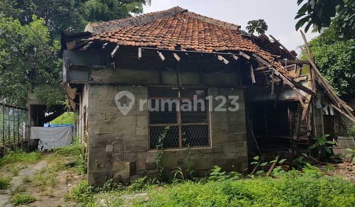 Land for sale in Ciracas, strategic location, East Jakarta