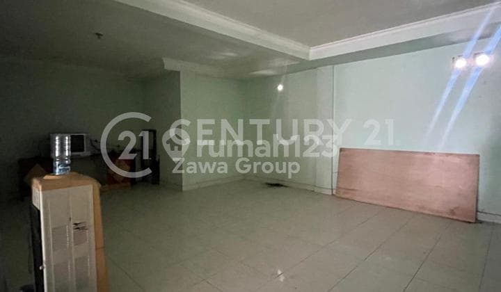 Disewakan Ruko 4 Lantai Lokasi Strategis Di Green Ville Jakbar