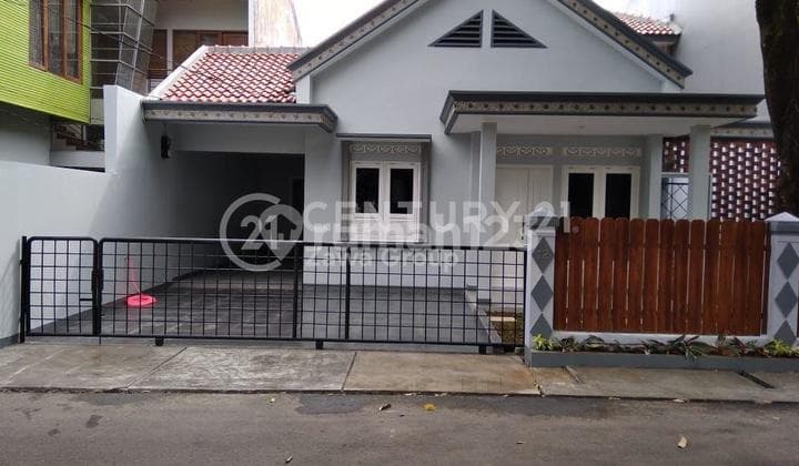 Disewakan Rumah Siap Huni Di Kebayoran Baru Jakarta Selatan Lokasi Strategis