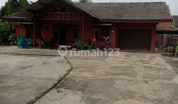 Dijual Tanah Bonus Bangunan Cocok Untuk Usaha Di Cikaret Cibinong