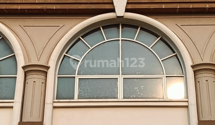 Dijual Ruko di Jalan Besar Pantai Indah Kapuk