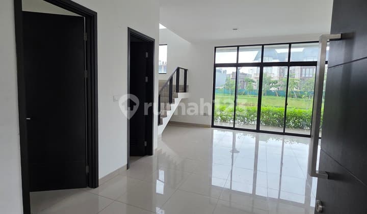 Corner Position 2-Story House with Lake View at Pantai Indah Kapuk 2