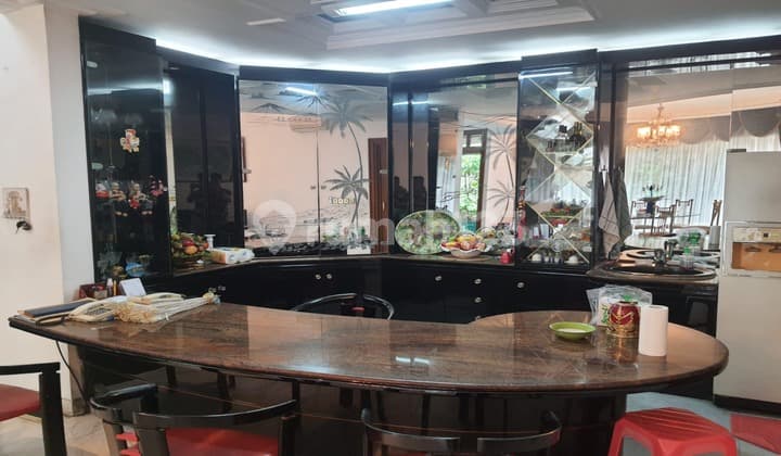 Nice Semi-Furnished House with SHM - Certificate of Ownership in Kintamani Cluster, Bukit Gading Villa, Kelapa Gading, North Jakarta, Price: Rp