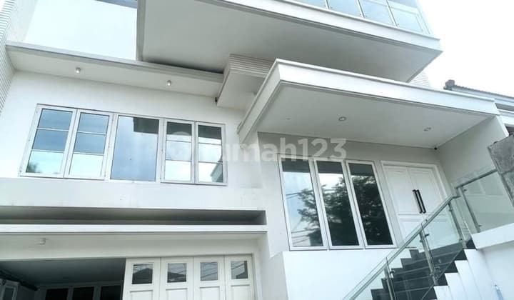 Rumah Bagus SHM di Sunter