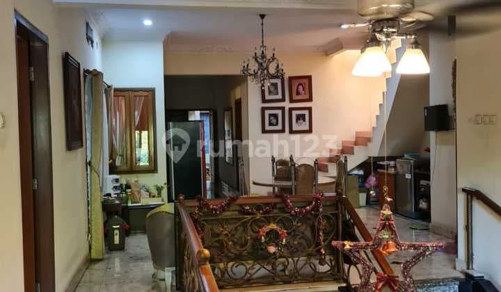 Beautiful Livable House in Rawamangun, East Jakarta