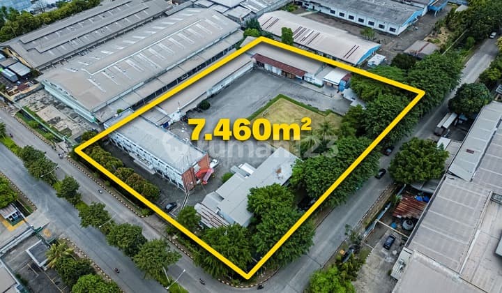Dibawah Njop Gudang Jiep Siap Pakai, Jarang Ada, Di Pulo Gadung 7640.0 M² Semi Furnished