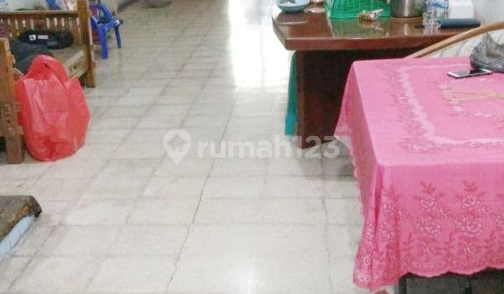 Ruko Strategis di Jalan Raya Cideng
Jakarta Pusat