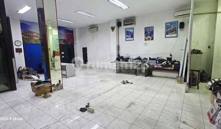 Attached Shophouse Furnished SHM on Cideng Main Road, North Jakarta